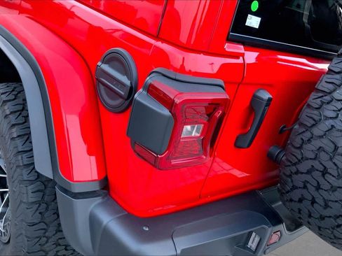 Used 2026 Jeep Wrangler Unlimited Rubicon AWD/4WD image 26