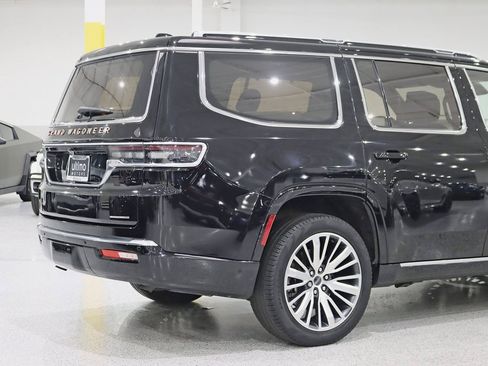 Used 2024 Jeep Grand Wagoneer Series III image 10