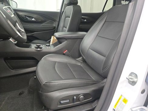 Used 2024 GMC Terrain SLT w/ Infotainment Package II image 27