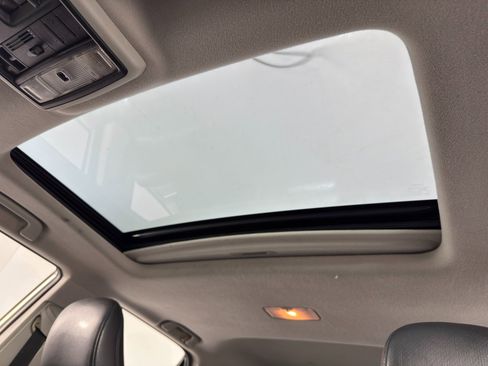 Used 2010 Toyota 4Runner SR5 image 11