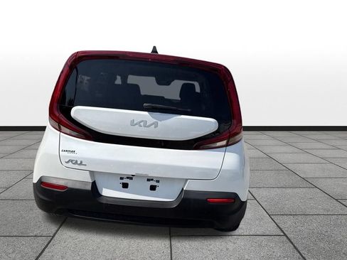 Used 2022 Kia Soul LX FWD image 36