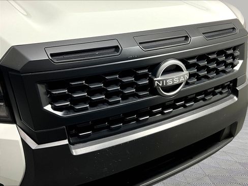 Certified 2025 Nissan Frontier S RWD image 31