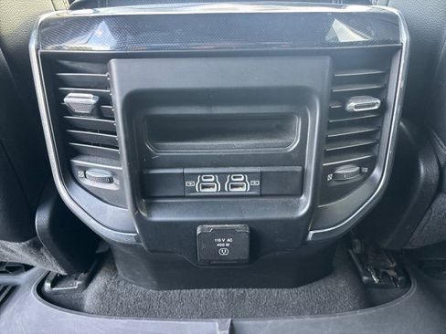 Used 2022 RAM 1500 Laramie AWD/4WD image 39
