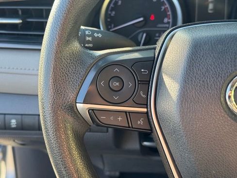 Used 2022 Toyota Camry LE image 27