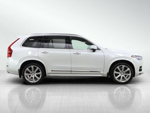 Used 2017 Volvo XC90 T6 Inscription w/ Vision Package image 6