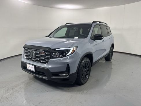 Used 2023 Honda Passport TrailSport image 24