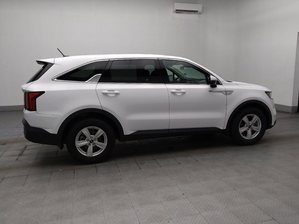 Used 2022 Kia Sorento LX FWD image 10