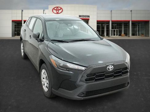 New 2026 Toyota Corolla Cross L image 32