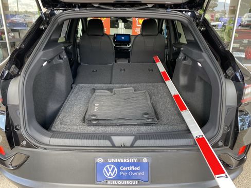 Certified 2023 Volkswagen ID.4 Pro RWD image 18
