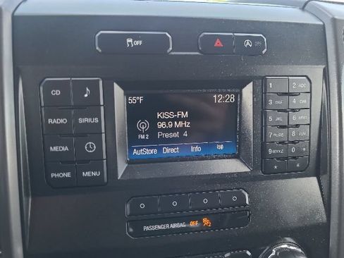 Used 2017 Ford F150 XLT RWD image 15
