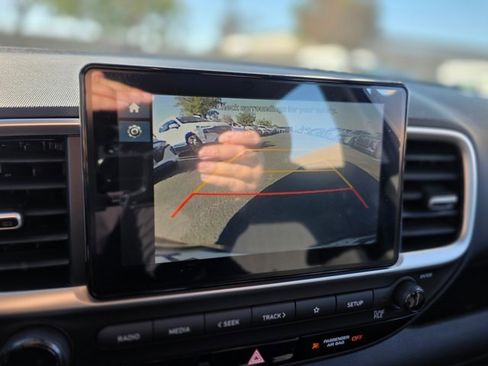 New 2026 Hyundai Venue SE image 26