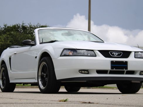 Used 2000 Ford Mustang GT RWD image 23