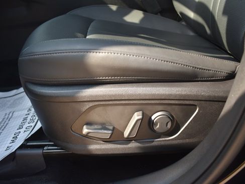 Used 2026 Kia Sorento S w/ S Panoramic Sunroof Package FWD image 13
