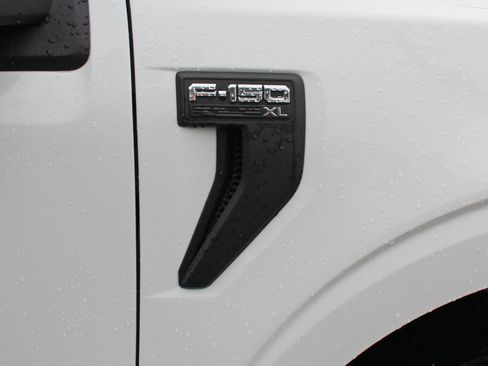 Used 2024 Ford F150 XL image 38