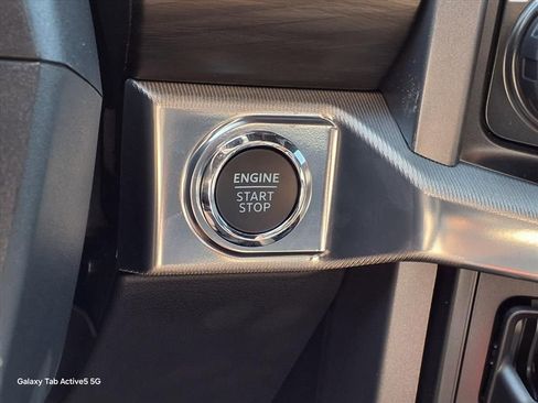 New 2025 Ford F150 Lariat w/ Equipment Group 501A Mid image 12