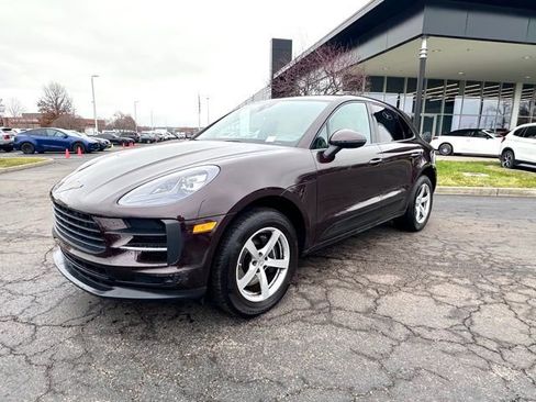 Used 2021 Porsche Macan image 3