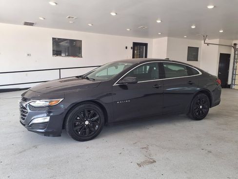 Used 2023 Chevrolet Malibu LT FWD image 2