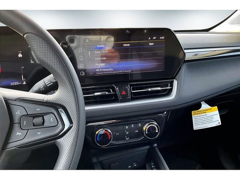 New 2026 Chevrolet TrailBlazer LT image 6