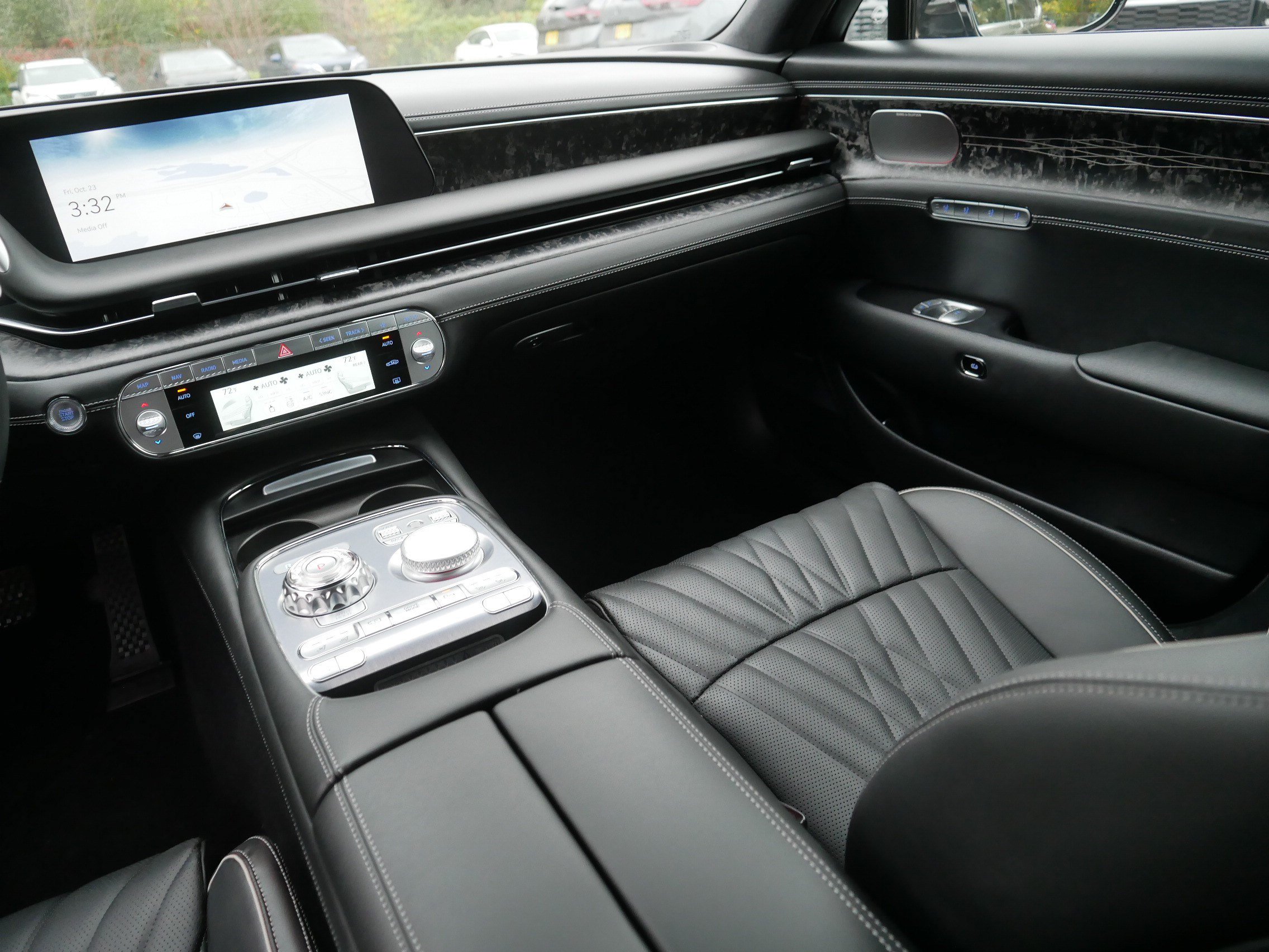 Used 2026 Genesis G90 3.5T AWD/4WD image 11