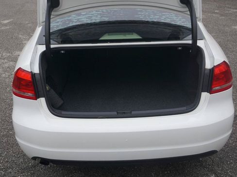 Used 2015 Volkswagen Passat 1.8T Limited Edition FWD image 23