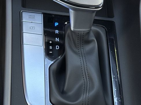 New 2026 Hyundai Elantra Sport FWD image 25