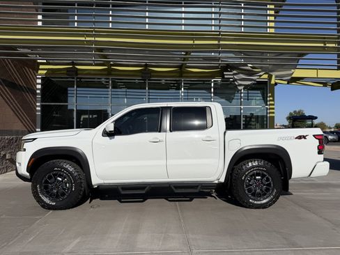 Used 2024 Nissan Frontier PRO-4X w/ Pro Premium Package AWD/4WD image 7
