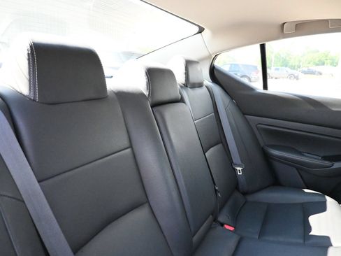 Used 2021 Nissan Altima 2.5 Platinum AWD/4WD image 37
