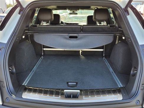 Used 2020 Cadillac XT5 Sportv w/ LPO, Illumination Package image 8