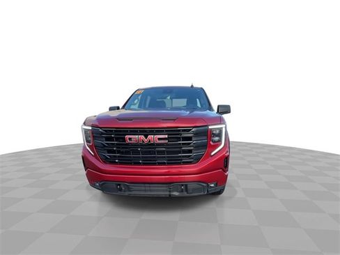 Used 2024 GMC Sierra 1500 Elevation image 3