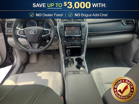 Used 2017 Toyota Camry XLE w/ Moonroof Package FWD image 17