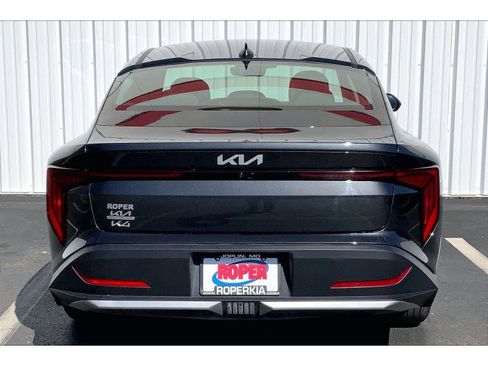 Used 2025 Kia K4 LX image 4