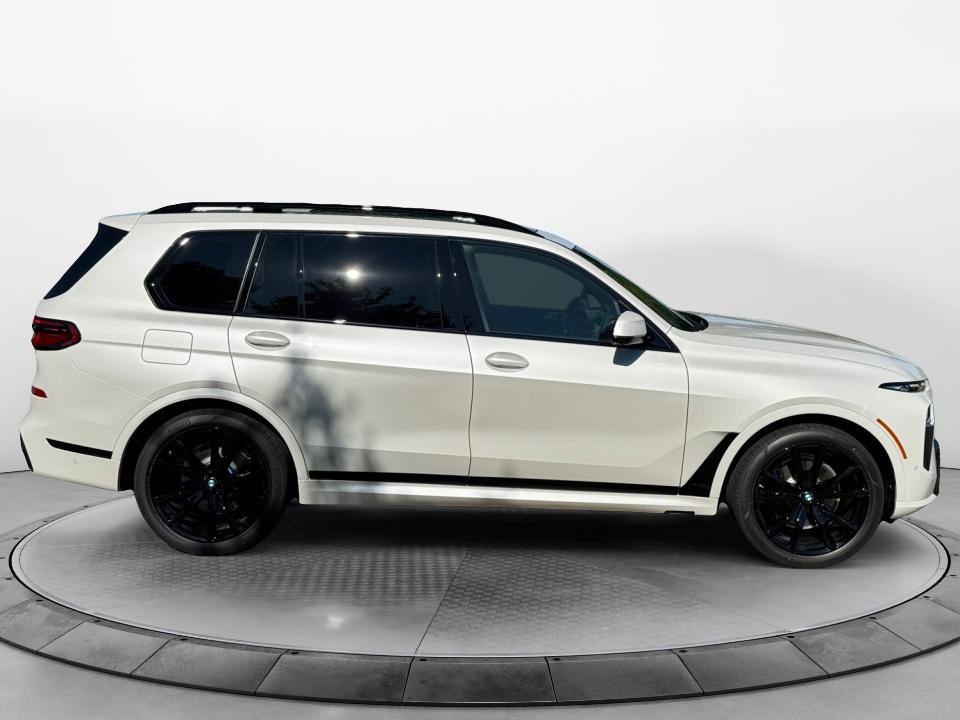 New 2027 BMW X7 xDrive40i w/ Executive Package AWD/4WD image 8