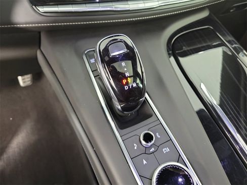 Used 2024 Cadillac Escalade V w/ Heavy-Duty Trailer Package image 31