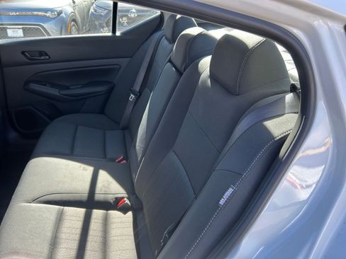 Used 2025 Nissan Altima 2.5 SV image 36