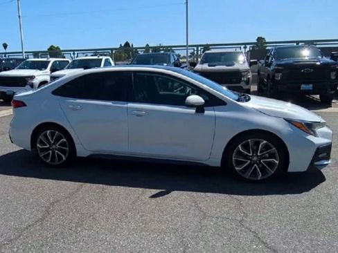 Used 2021 Toyota Corolla XSE w/ Carpet Mat Package (TMS) FWD image 9
