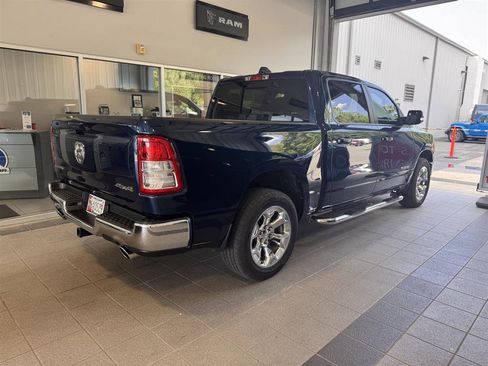 Used 2022 RAM 1500 Big Horn AWD/4WD image 11