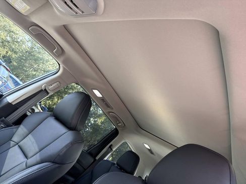 New 2026 Subaru Ascent Limited image 44