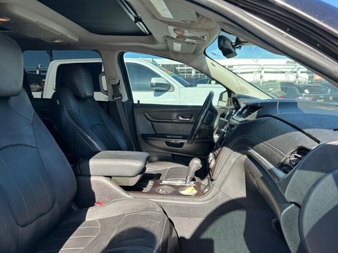 Used 2016 Chevrolet Traverse LTZ FWD image 38