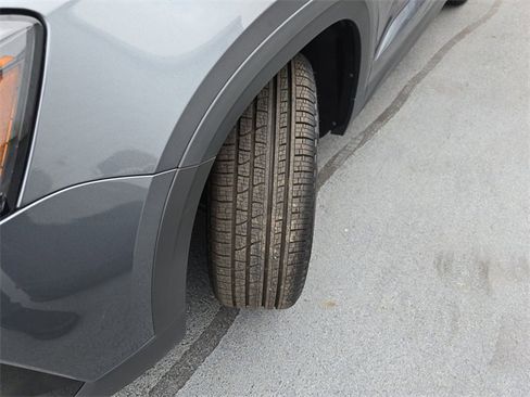 New 2025 Volkswagen Taos SE image 26