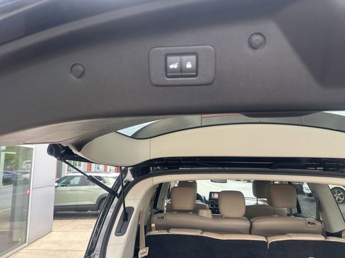 Used 2024 Nissan Armada SL w/ Cargo Package AWD/4WD image 19