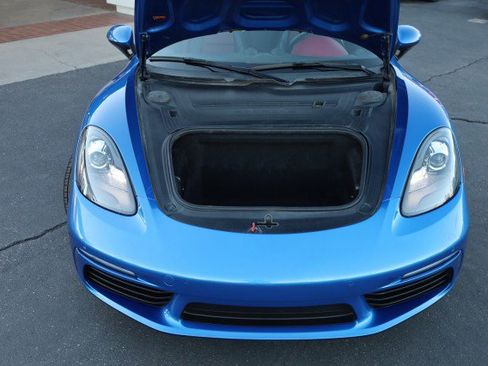 Used 2017 Porsche 718 Cayman image 46