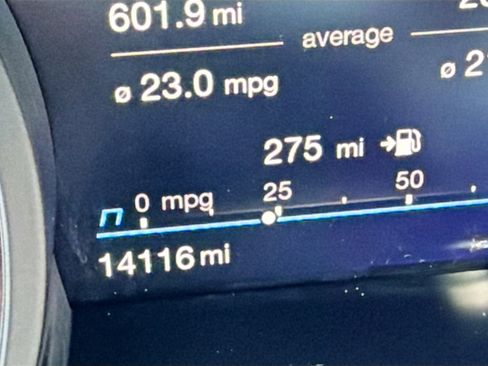 Used 2023 Alfa Romeo Giulia Estrema image 41