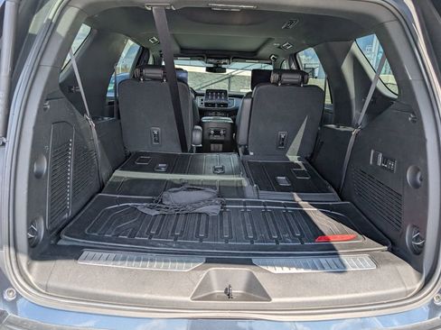 Used 2021 GMC Yukon AT4 w/ Rear Media and Nav Package image 15