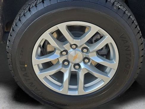 Used 2024 Chevrolet Tahoe LT image 8