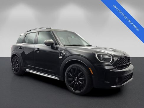 Used 2024 MINI Cooper Countryman S w/ Premium Package FWD image 1