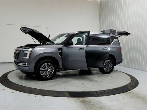 New 2026 Nissan Armada SL image 11