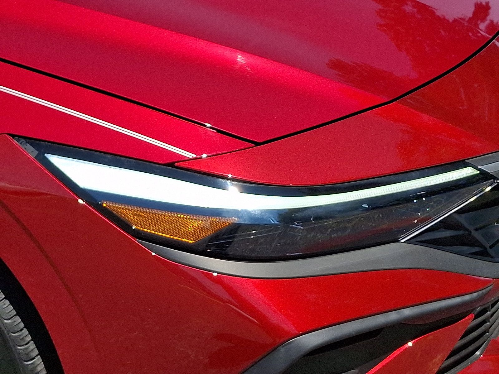 Certified 2025 Hyundai Elantra Sport FWD image 9