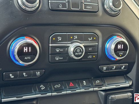 Certified 2021 GMC Sierra 3500 SLT w/ SLT Convenience Package image 22