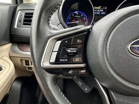 Used 2019 Subaru Outback 2.5i Limited w/ Popular Package #2 image 9