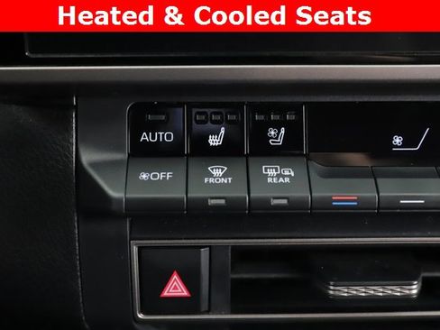 Used 2025 Toyota Camry XSE image 3